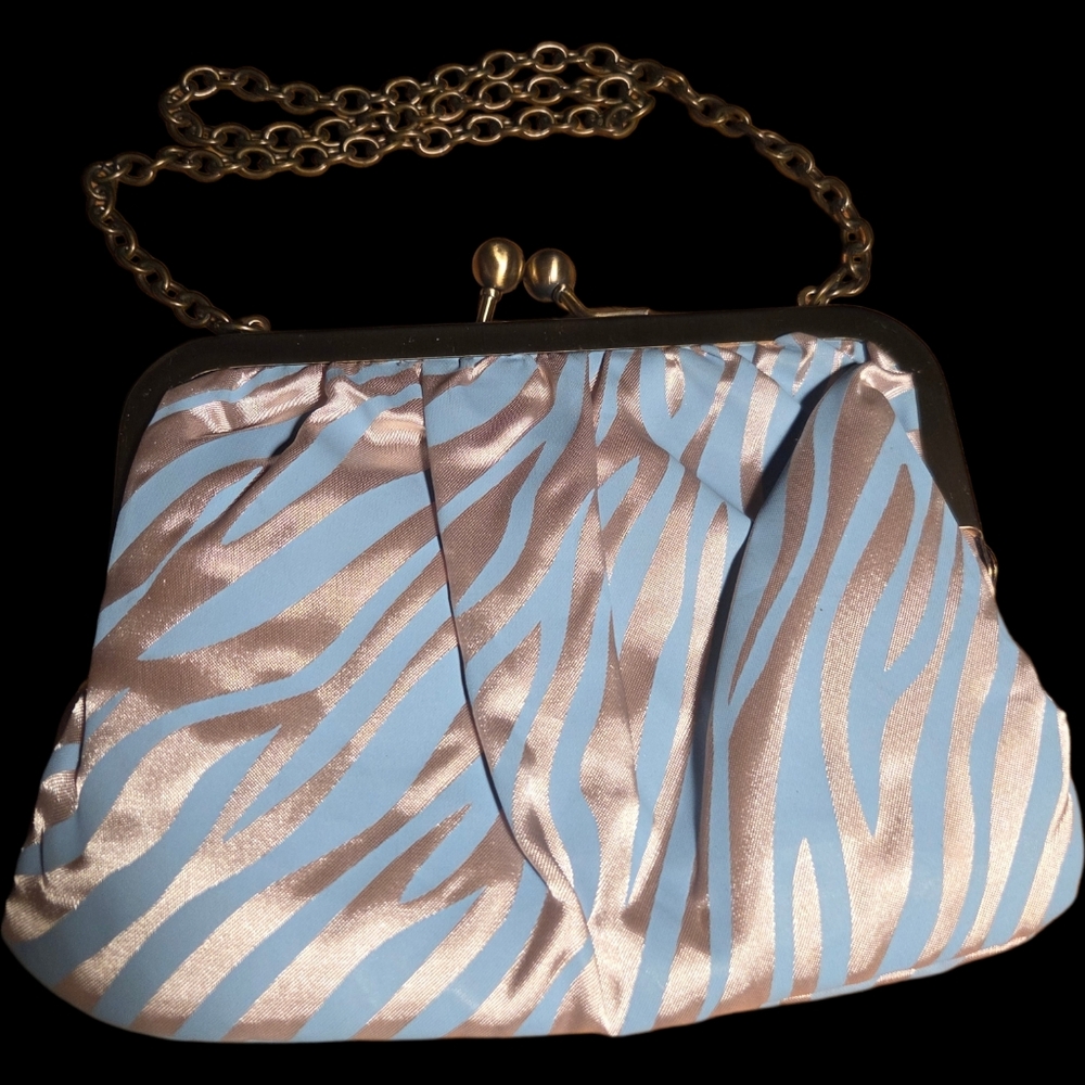 Helen Of Troy Kiss Lock Clutch or Shoulder‎ Bag Zebra Brushed Gold Tone 5x7x1